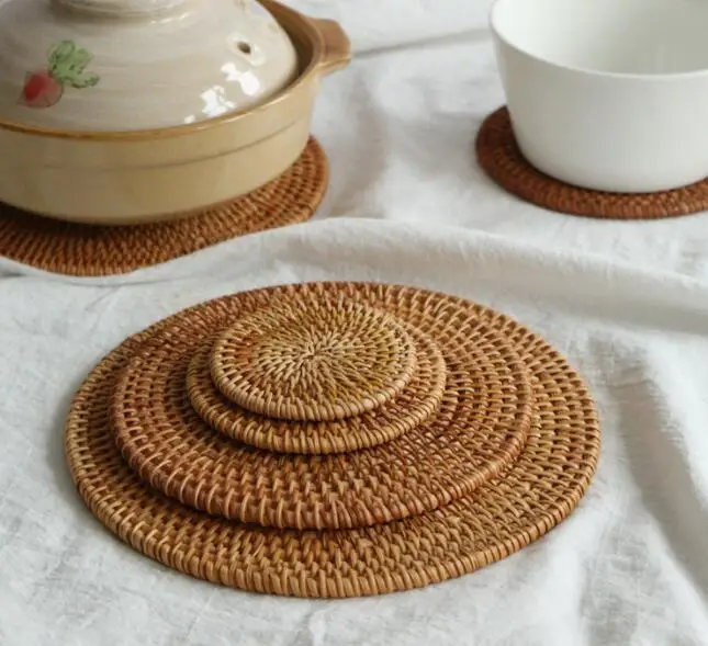 Round hand woven rattan coasters table mats, beverage coasters, bowls and plates kitchen utensils mat tea ceremony rattan pieces