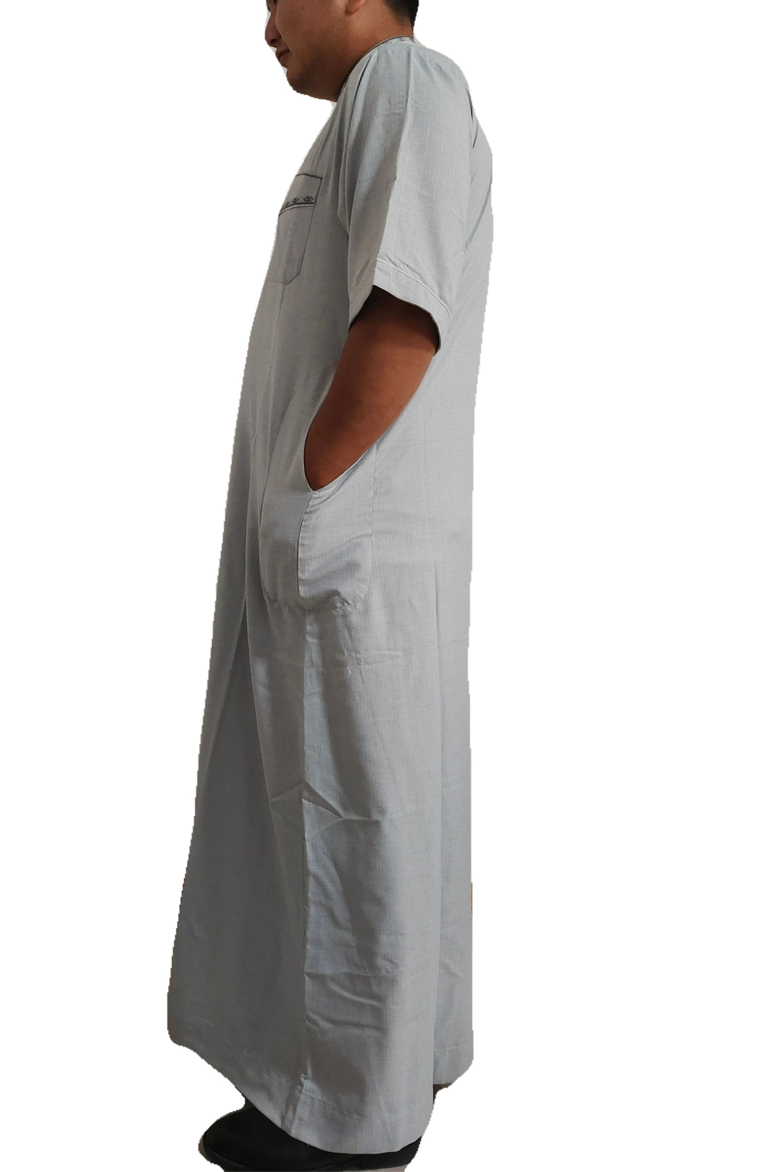 
2021 Hot Sale Stand-up Collar Embroidered Muslim Men Clothing Islamic Half Sleeve Muslim Prayer Robe 