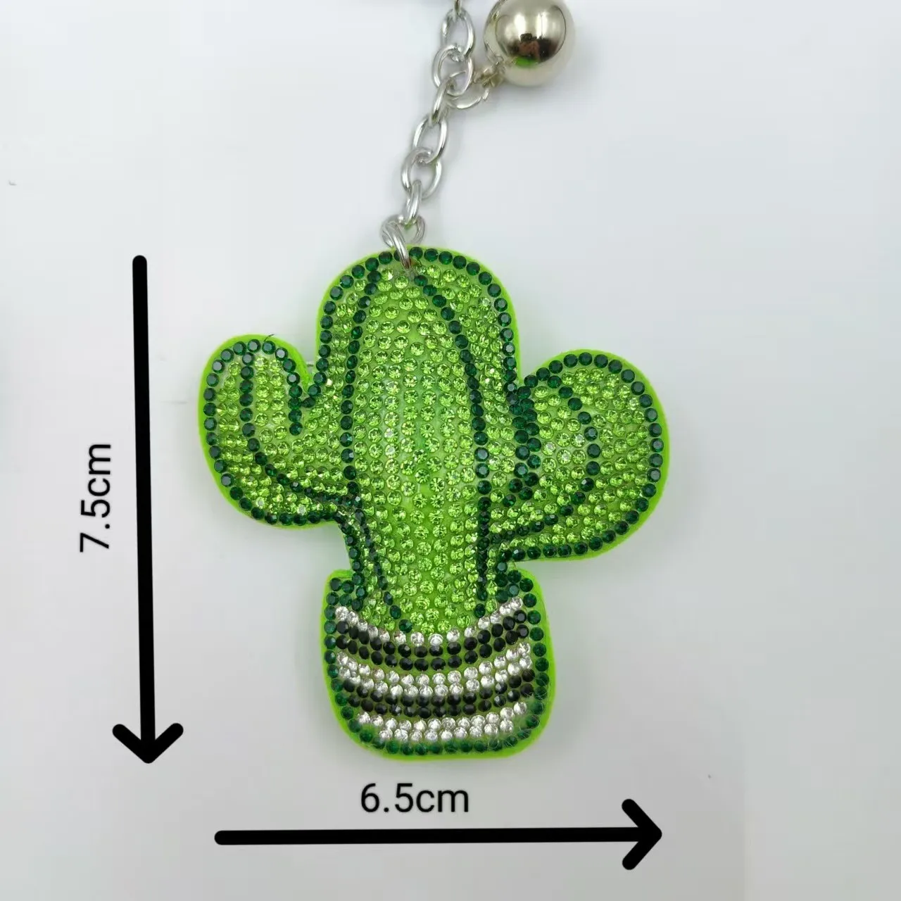 Wholesale luxury rhinestone craftsmanship cartoon cactus keychain exquisite car bag crystal tassel bell pendant gift