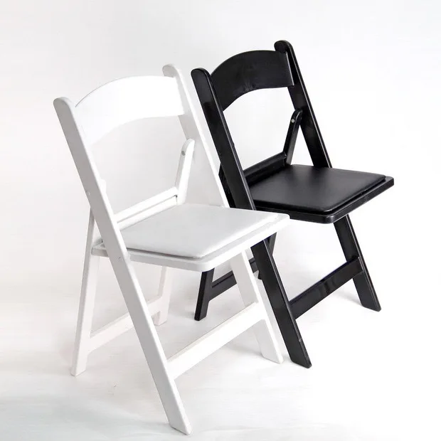High Quality Garden Sillas Plegables Wimbledon White Chairs Resin Outdoor Folding Chair for Events Event Plastic Wedding Modern