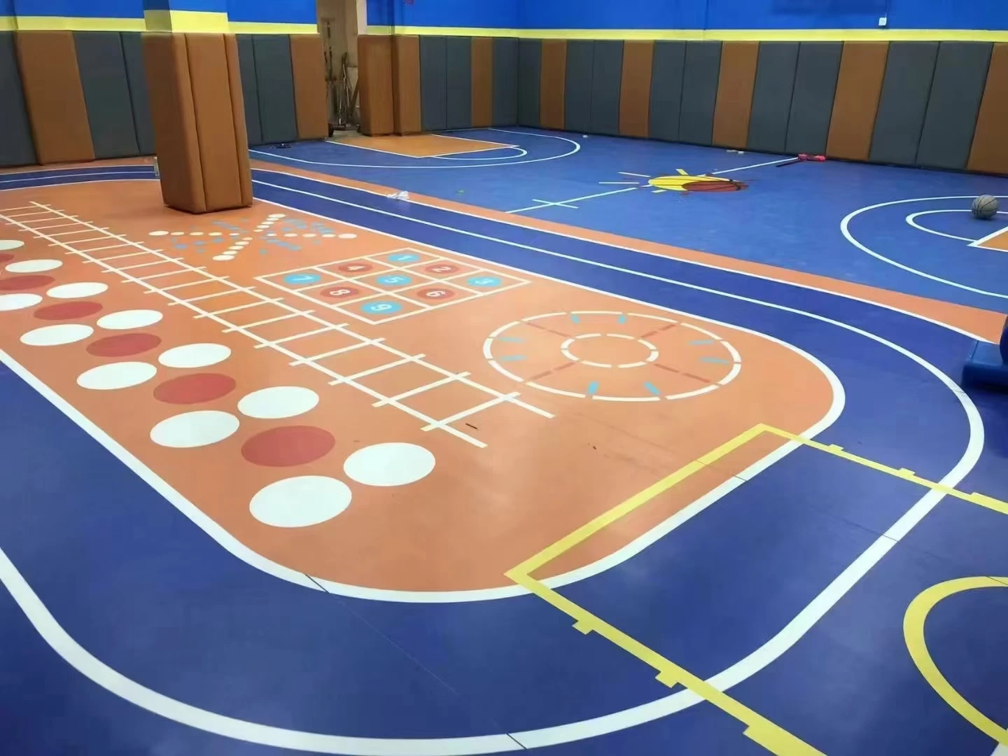 PVC vinyl printing decorative floor school long jumping cushion mat carpet 3D floor plastic game chair large gym mat