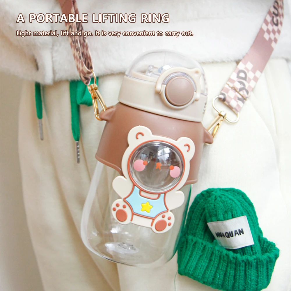 700 ml Bpa free Kids plastic Water bottle With Bouncing Cap and Straw For Kids School