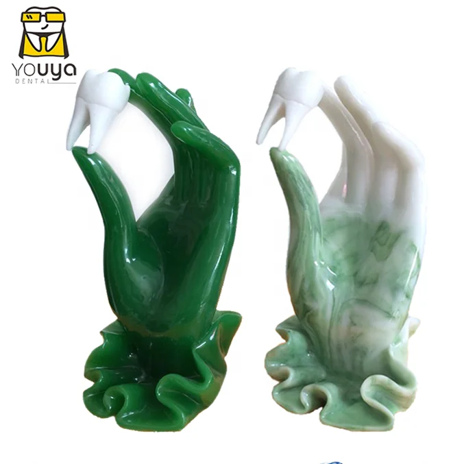 2021 Hot Sale Resin Tooth Jewelry Hand Crafts For Dental Decoration