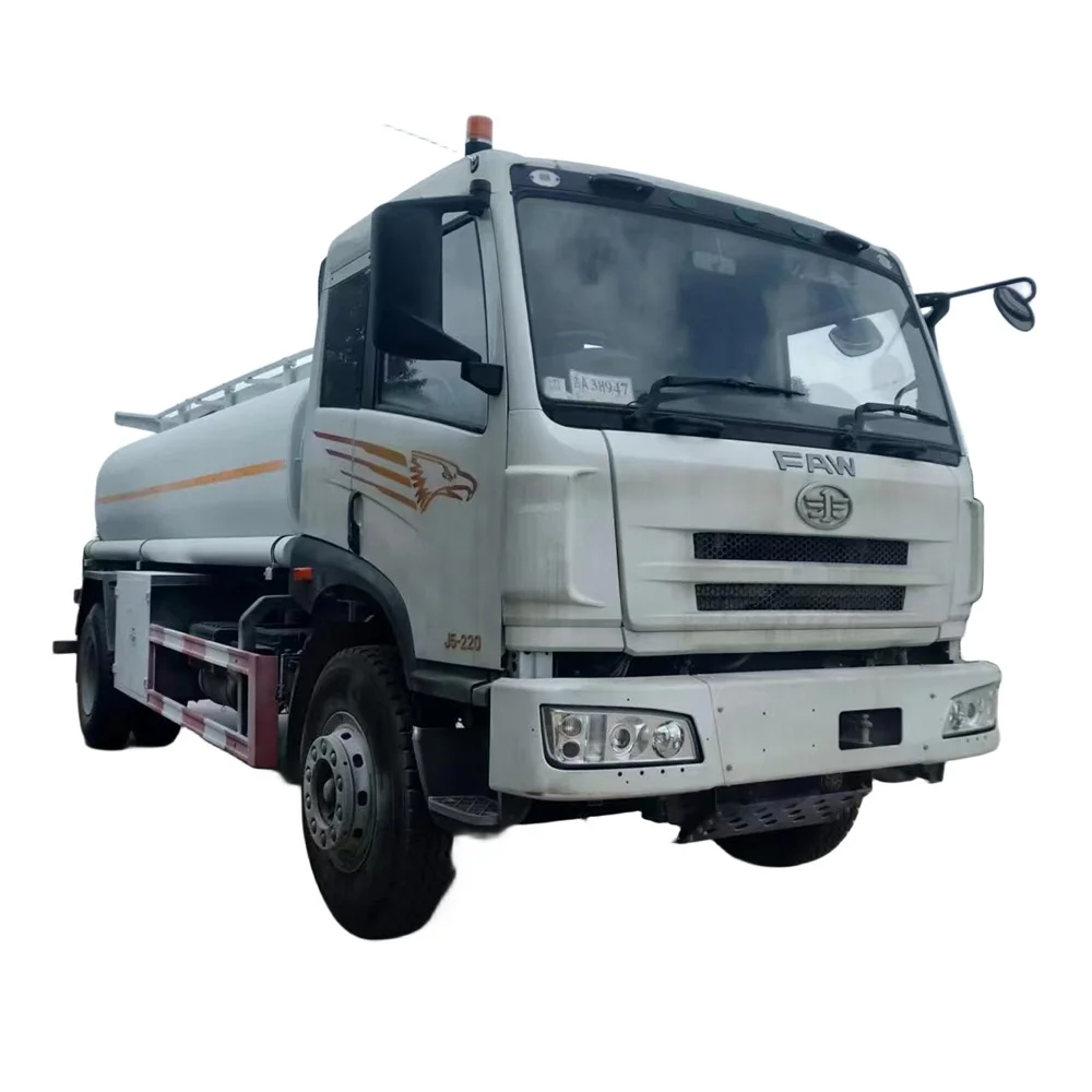 Best Selling FAW man truck fuel tank oil tanker trucks bowser diesel trade fuel tanker truck