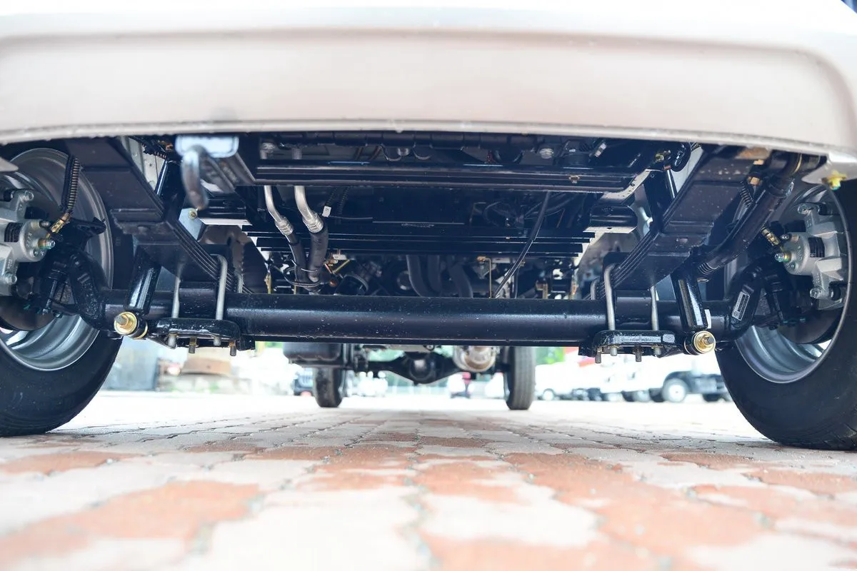 Hot Sale Dongfeng Tuyi 1.3L Mini Truck with 4x2 Drive Wheel Options Single Row Van Manual Transmission Emission Standard