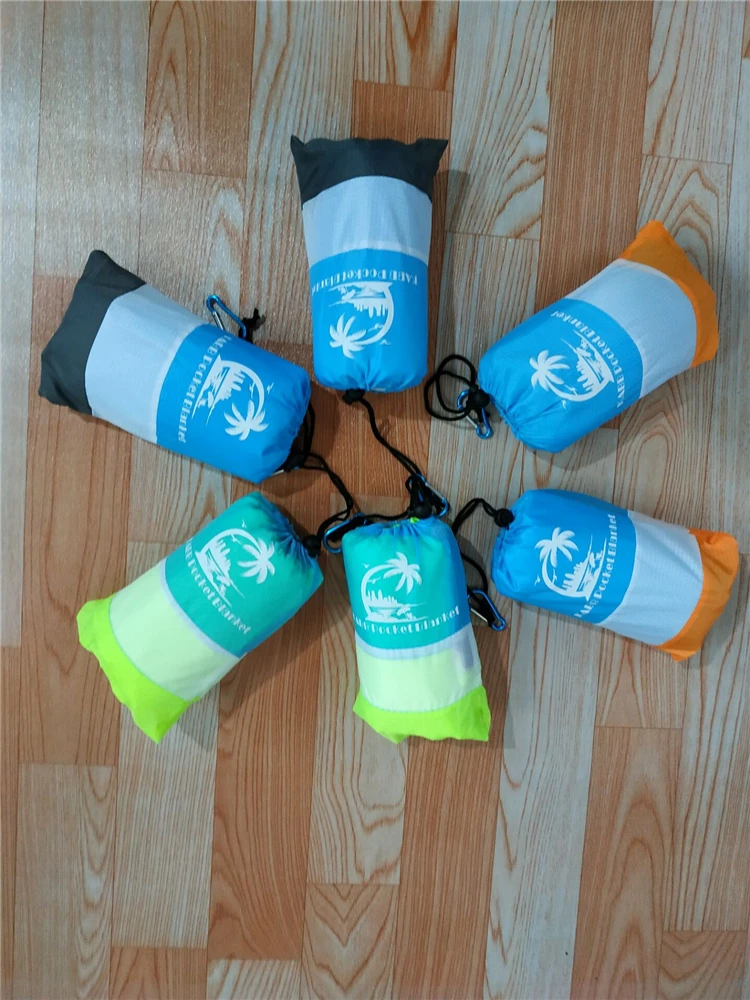 Explosive Camping Nylon Pocket Three-Color Picnic Mat Mini Waterproof Plaid Moisture-Proof Beach Blanket