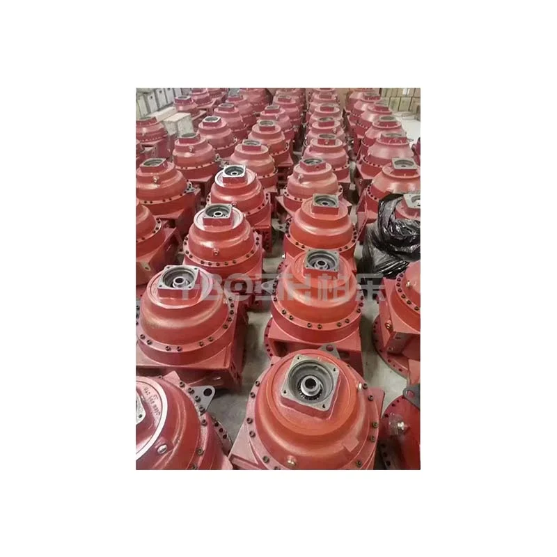 12 cubic meters Concrete Mixers Truck Maintain PMP 7.1R120/R130  Reducer