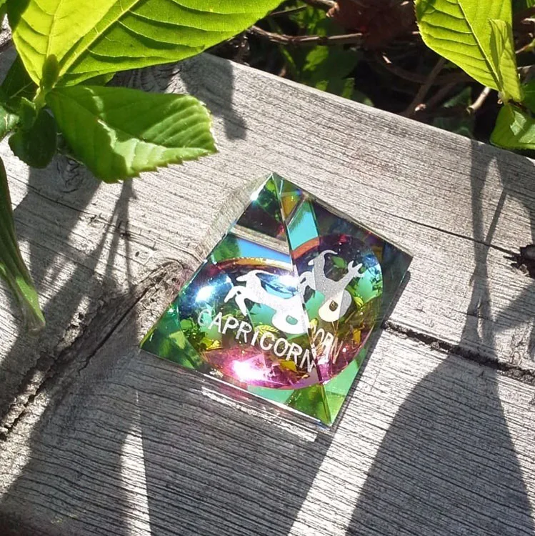 Зодиак гороскоп стеклянная призма Пирамида Статуэтка Paperweight