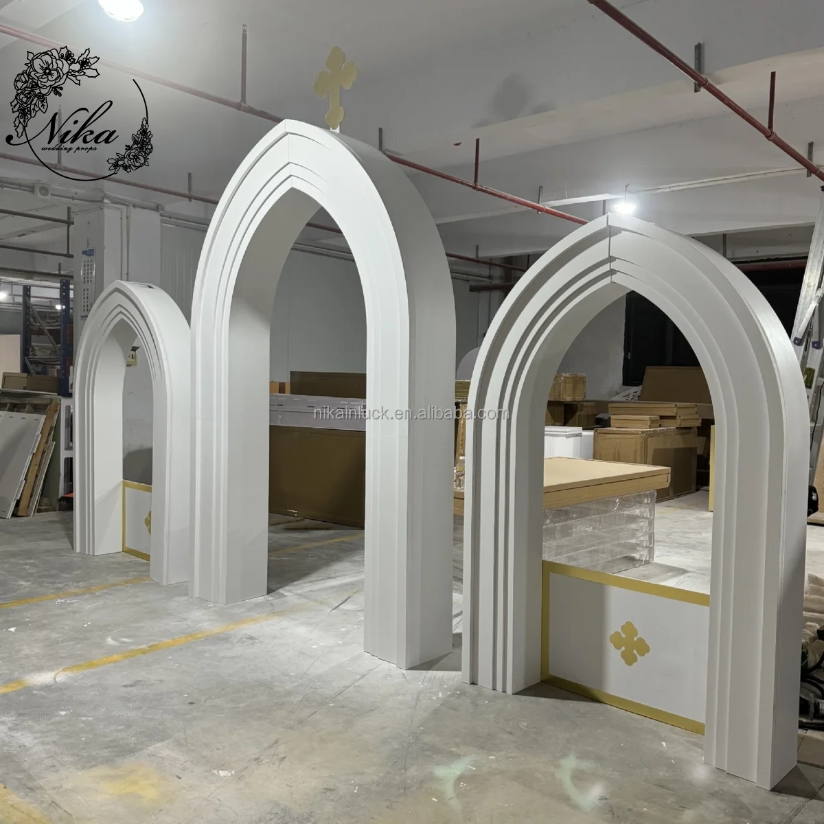 NIKA Customize Castle Shape Large Acrylic Stand Set 3D India Style White Acrylic Backdrop Door For Wedding Events