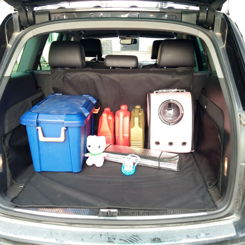 Universal Heavy Duty Bite-Resistant Car Boot Protection Dog