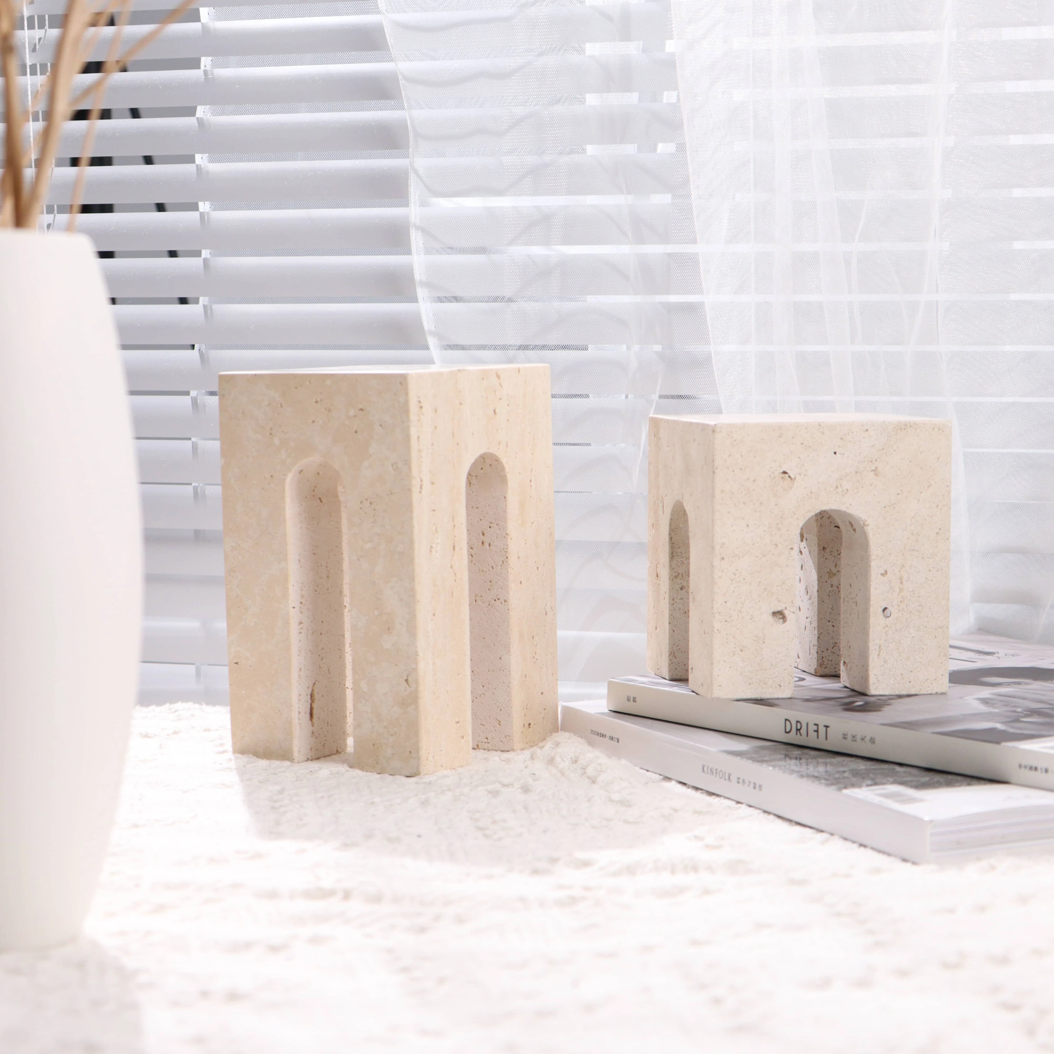 Yushi Group Natural Beige Travertine Stone Modern Design Home Decor Honed Finish Hotels Outdoor Use Marble Tile Material 1-Year