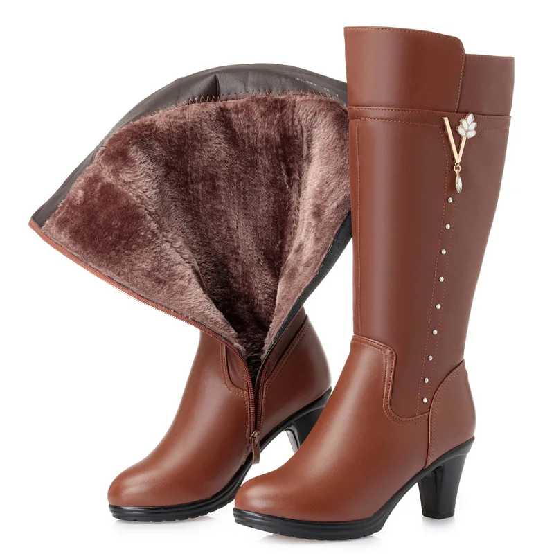 Available OEM Fashion Ladies Hot Selling Knee Length Long Boots For Women Made With Excellent Quality Leather