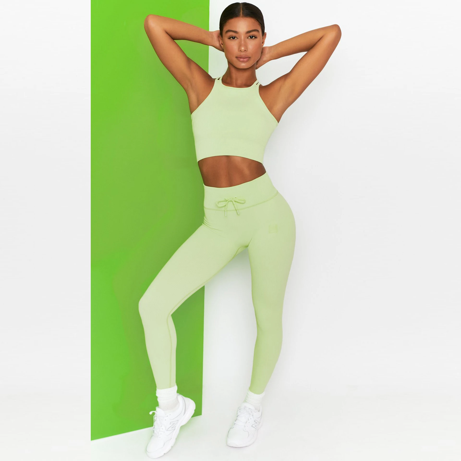 Hot Sales Colorful Ribbed Yoga Clothes Stylish Women Gym Clothes Ladies Joggers Training Wear Workout Gym Girls Knit Workout Set