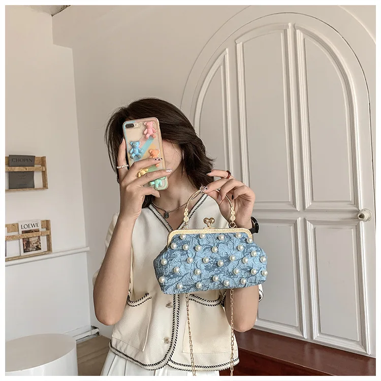 Vintage Women Shoulder bags Kiss Lock Shell Crossbody Bags fow Female Crossbody Bags with Pearl Pu Leather Handbags Phone Purse