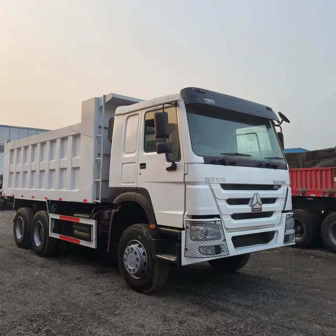 China National Heavy Duty Truck Haowo 20 ton 10 wheeled second-hand dump truck dump truck 6x4 in good condition