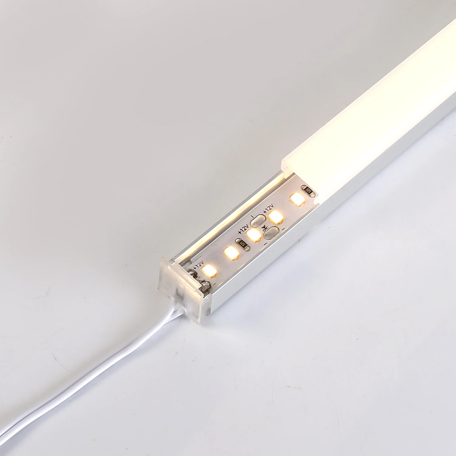 Светодиодные магниты встраиваемый Магнитный рельс алюминиевый безрежущий профиль для системы трекового освещения