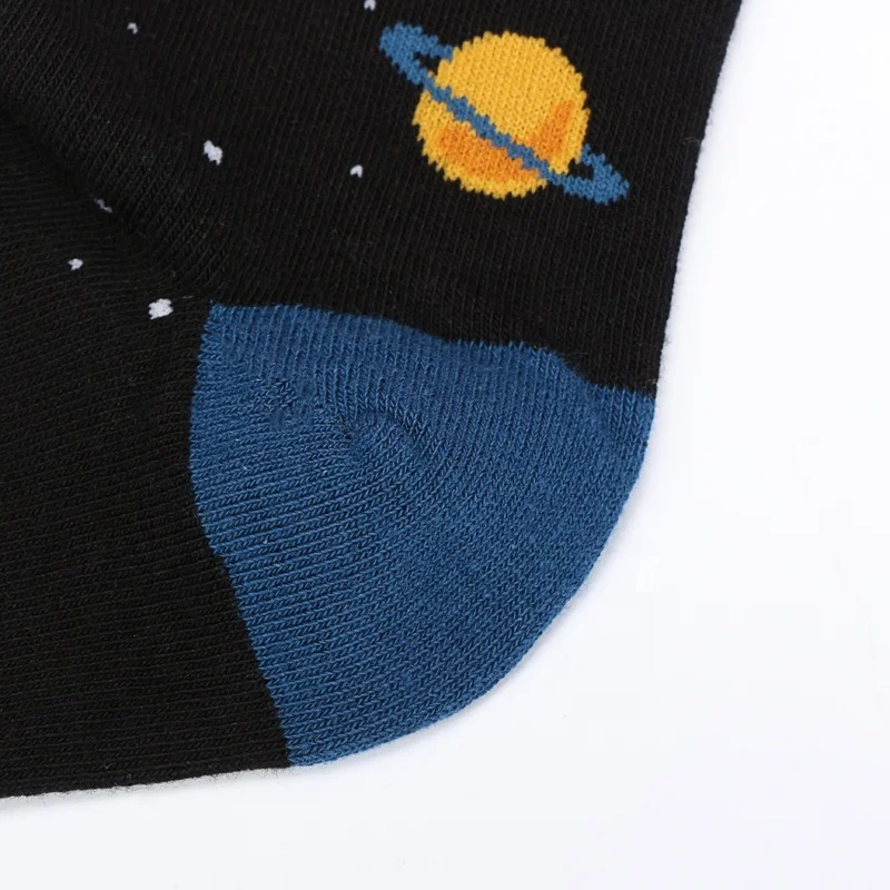 Popular custom jacquard crew socks for men