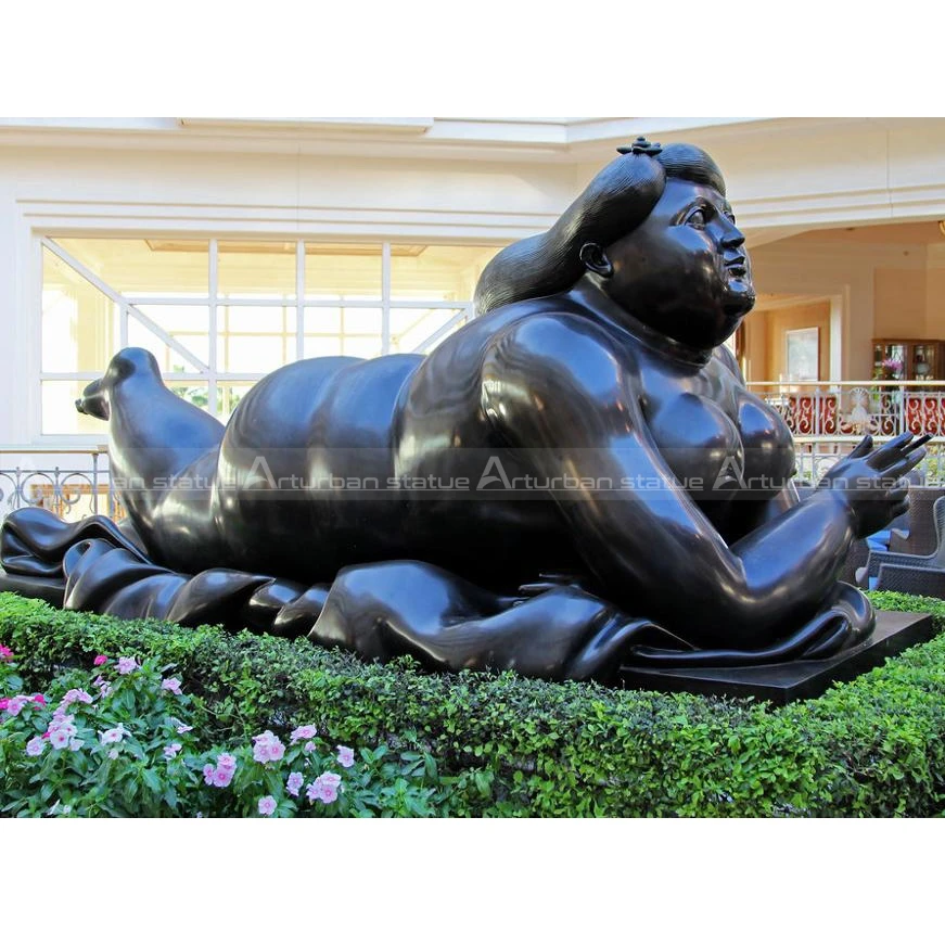 Обнаженная Леди лежа сад статуя Бронзовая скульптура Фернандо Ботеро