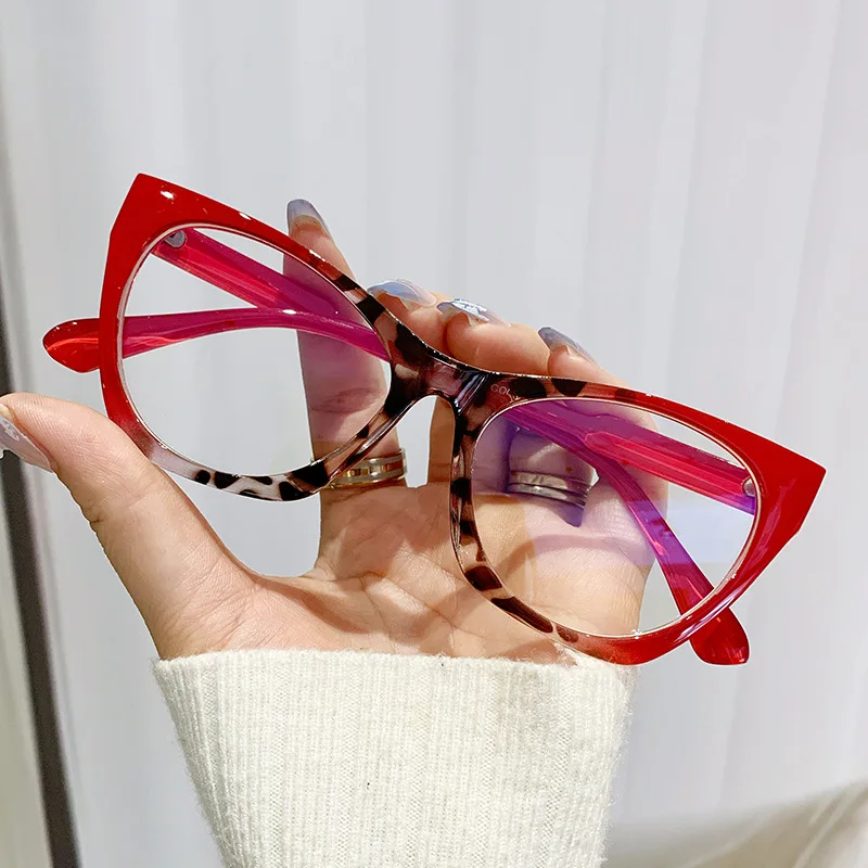 28079 New Arrivals Cat Eye Spectacle Frames Irregular Eyeglasses Personality Blocking Blue Light Optical Eyewear For Women
