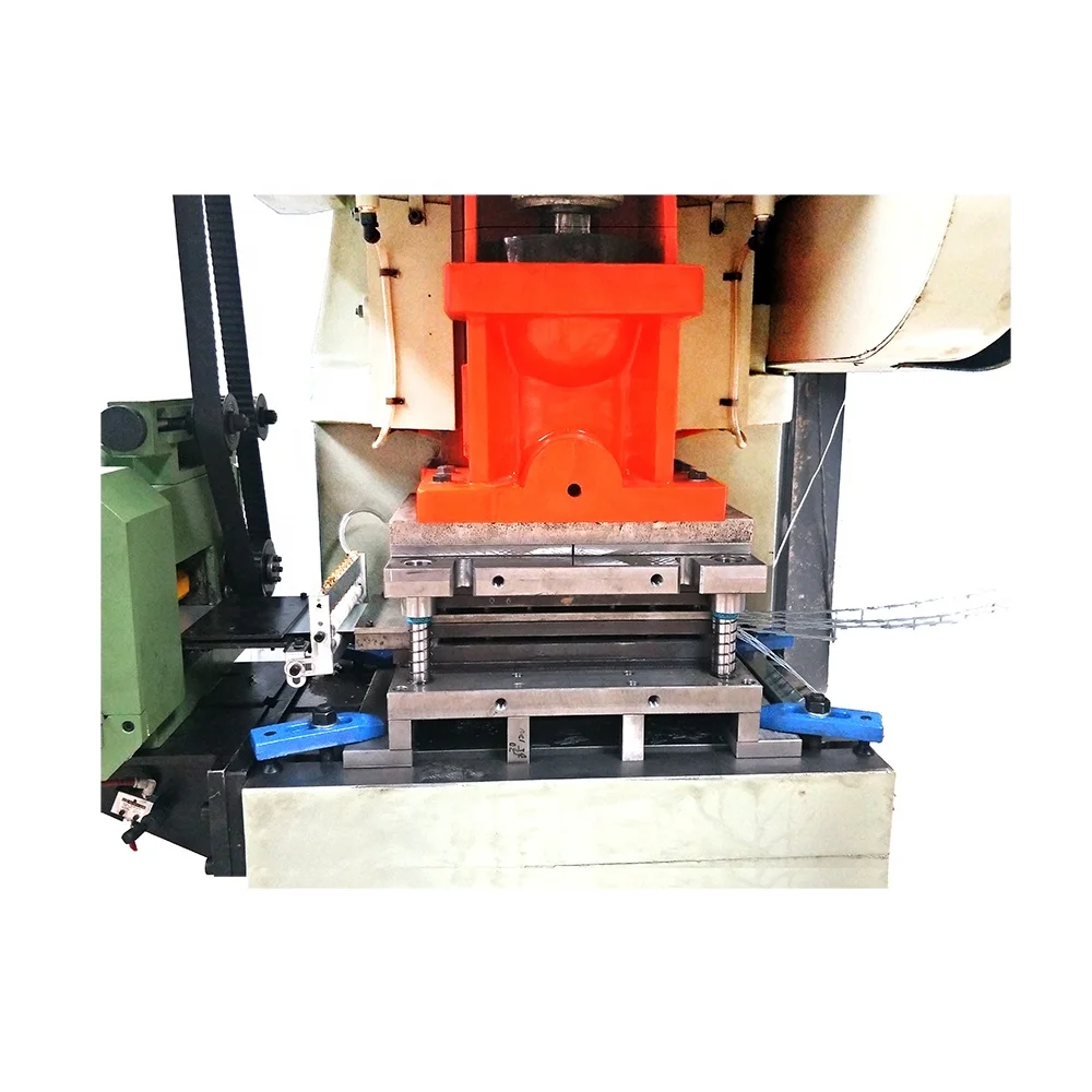 Высокоскоростная Заводская машина для производства колючей проволоки 220-280 м/час