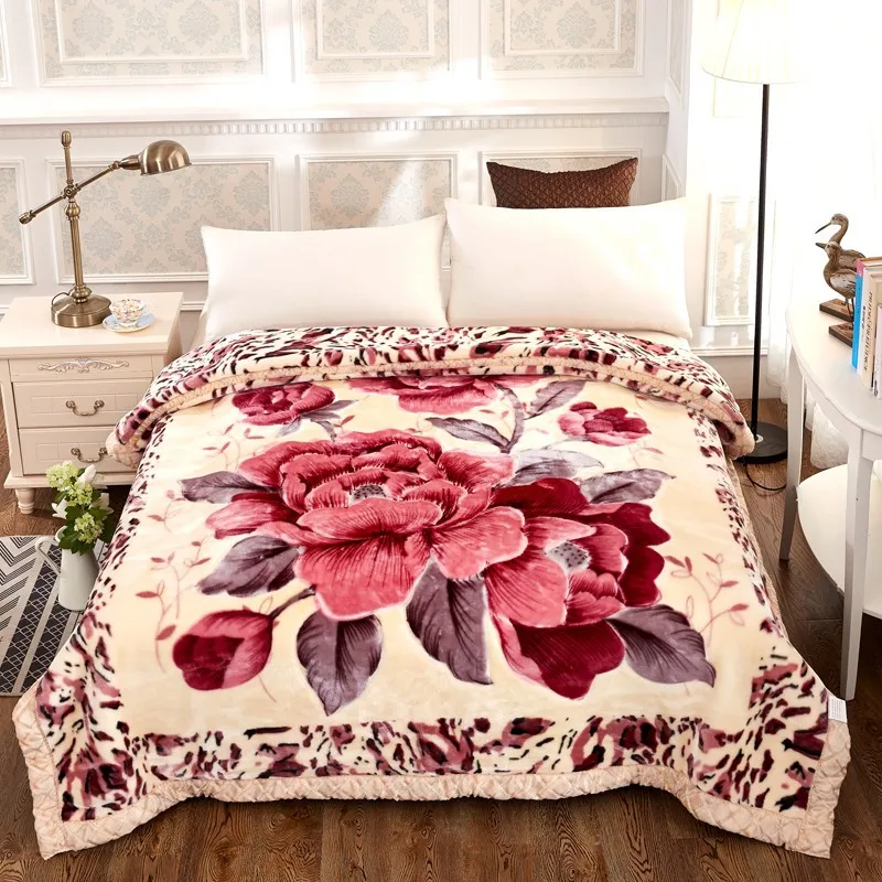Wholesale Custom Designer Personalized Thick Soft Cheap Price Raschel Winter Luxury Flannel Throw Bed Blanket