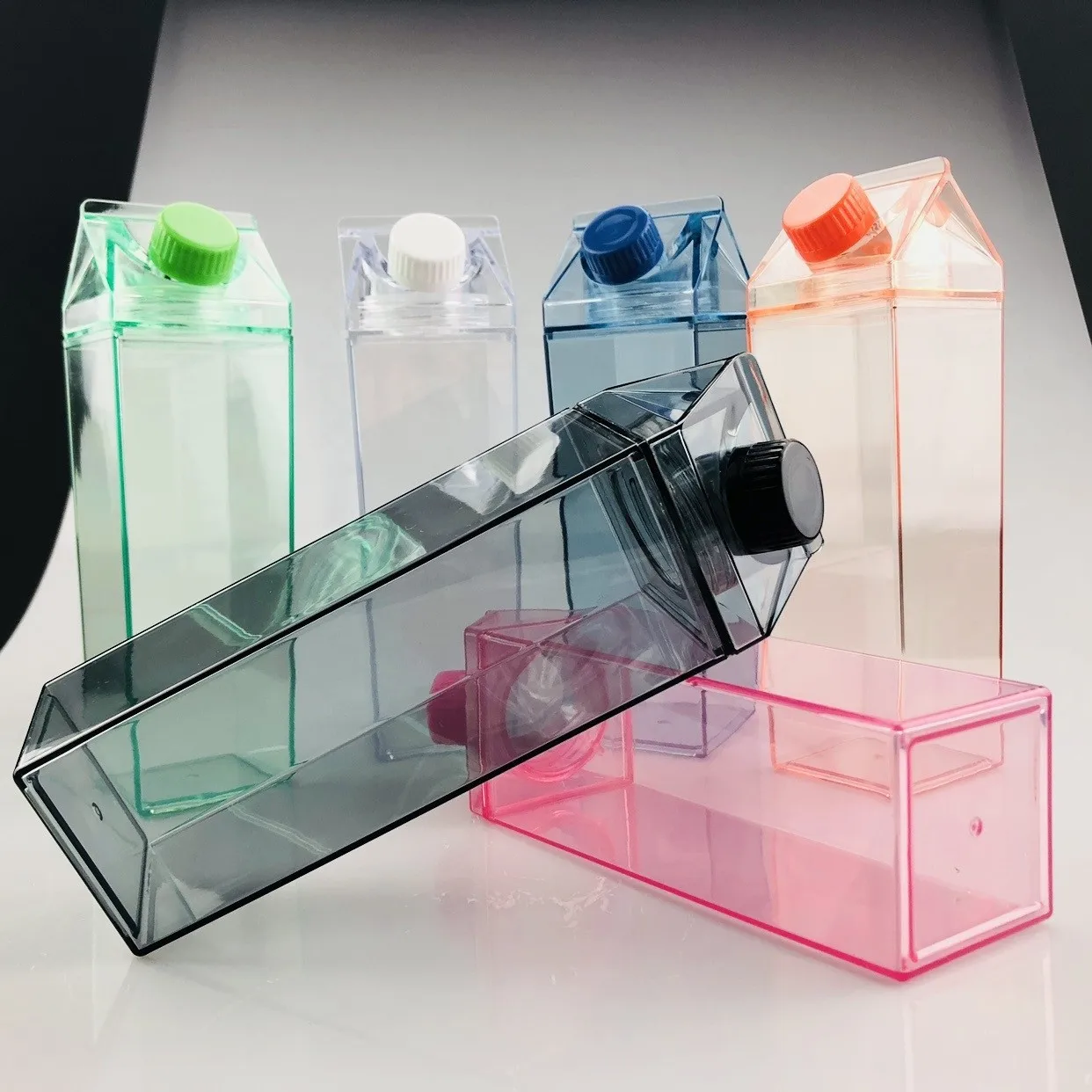 Bpa free milk carton shaped 500ml square plastic bottles  milk carton water bottle 1000ml for outside sports drinking