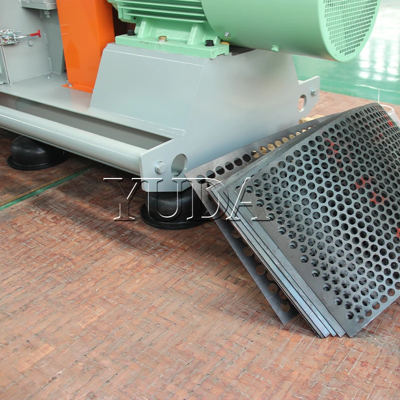 YUDA SFSP56x36 Hammer Mill 3-4 ton/h Factory Grain Rice Maize Wheat Hammer Mill For Animal Feeds Corn Straw Crusher