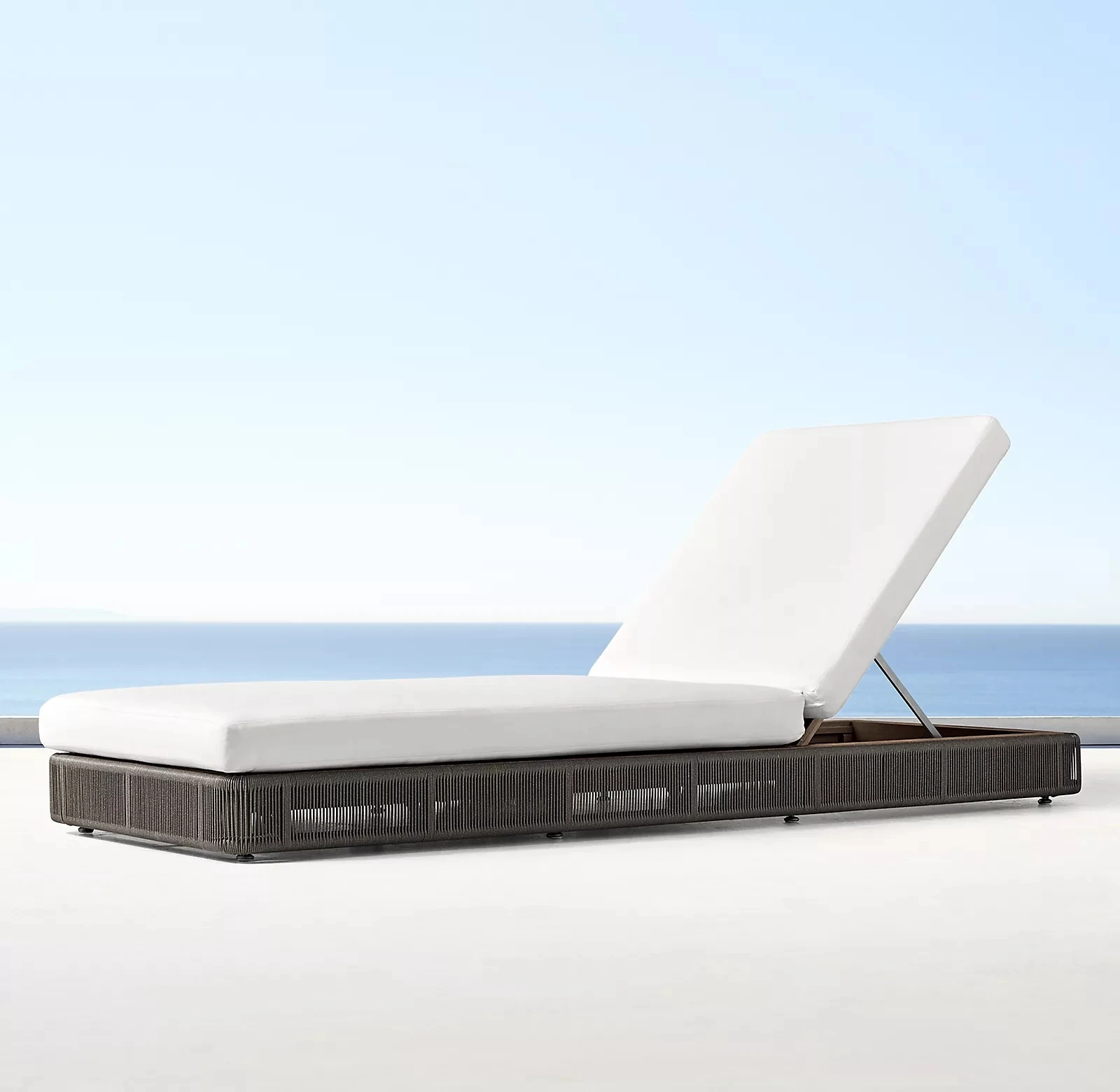 Luxury Wicker Daybed Outdoor Sun Bed Patio Garden chaise