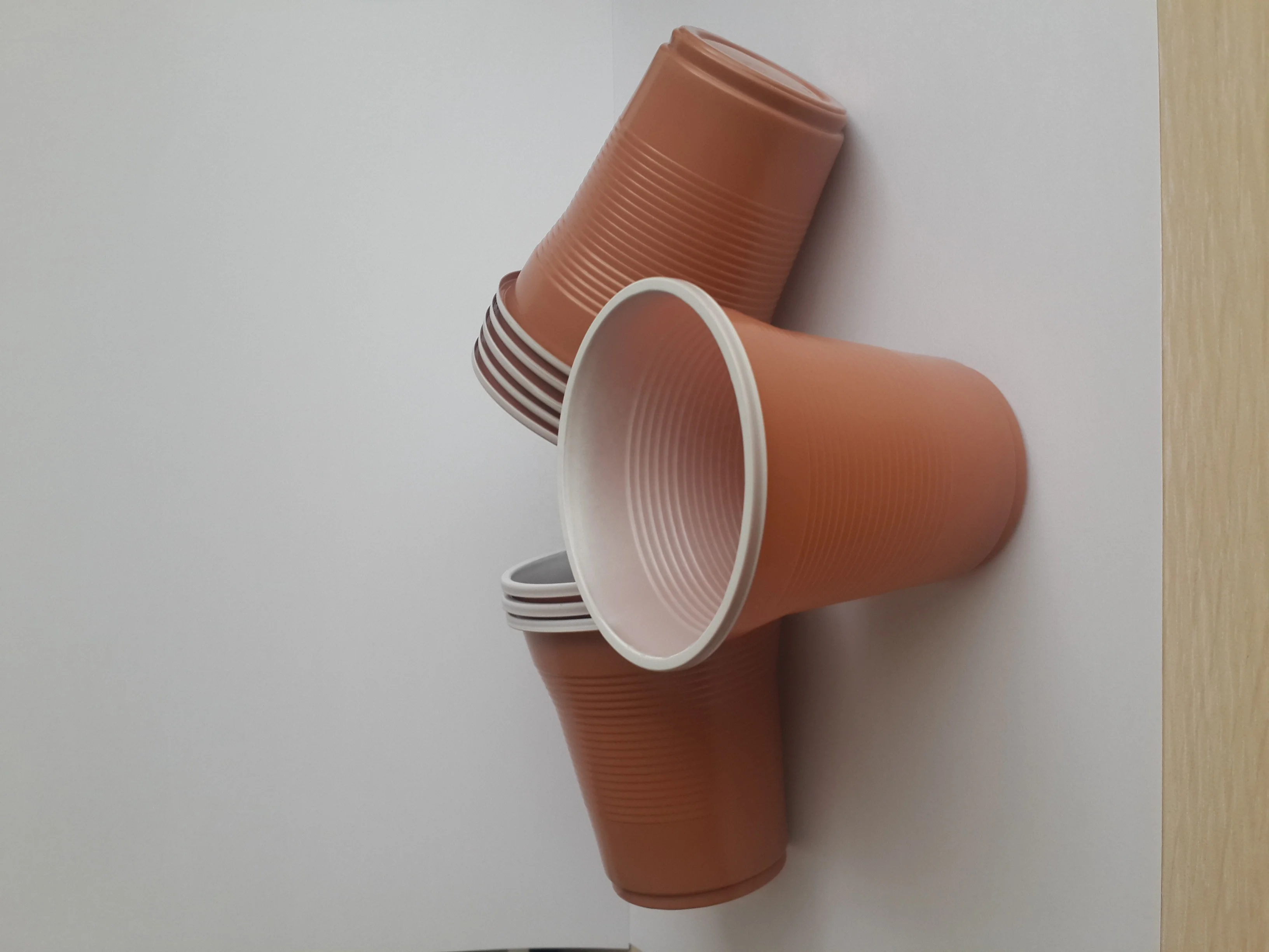 Plastic Coffee Cups 5 oz 150 ml Brown and White Disposable Cups from Turkey