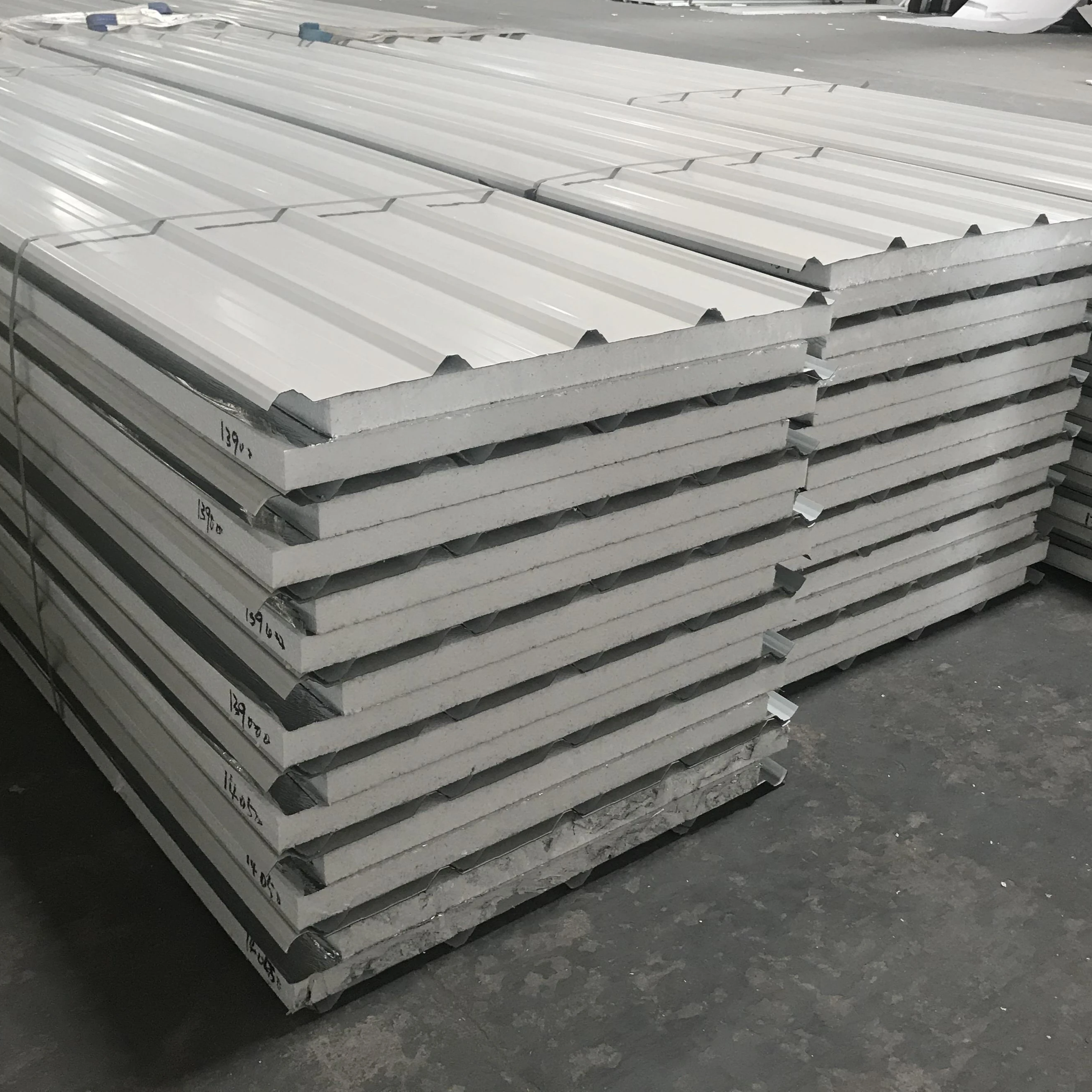 Factory Whole Sale Low Cost Eps Sandwich Panel Exterior Wall For Prefab Garage Sandwich Panels Price