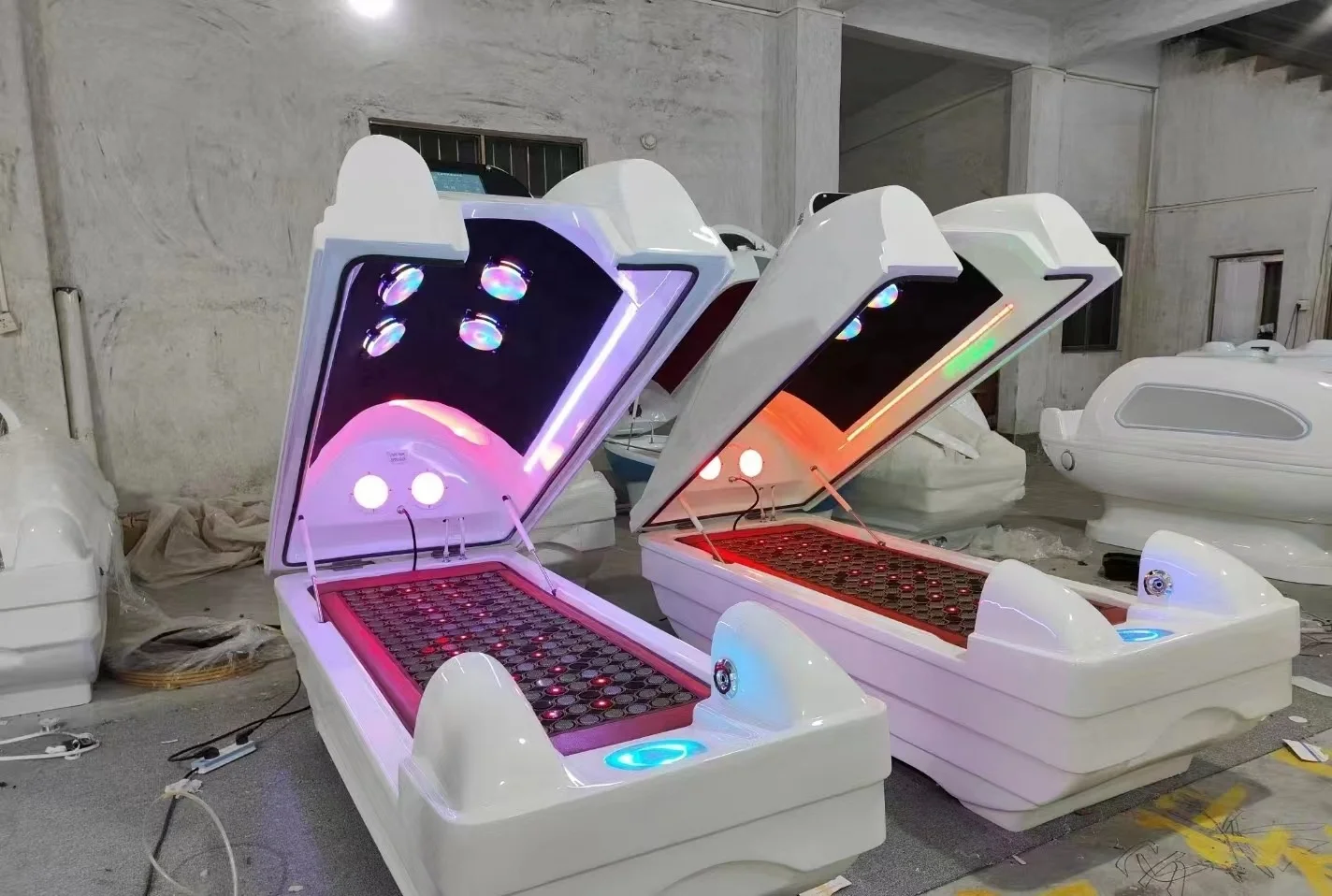 Popular New Design Graphene And Gyromagnet Far Infrared Hydro Massage Ozone Sauna Spa Capsule Infrared Pod