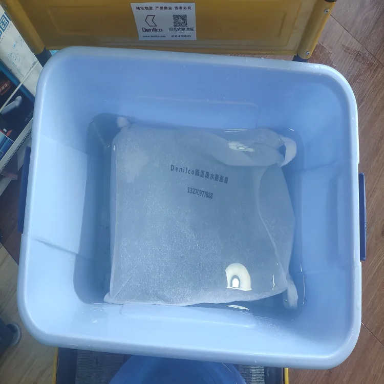 Super water absorption inflating flood bags for flood dam