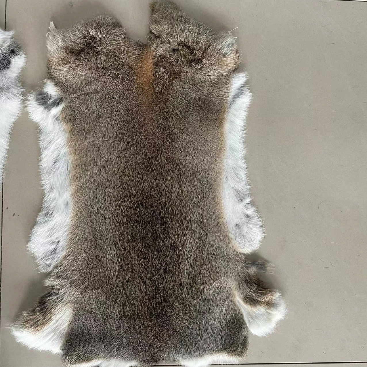 Factory Outlet  Genuine Natural Tanned Grey And Brown Rabbit Fur Skin Pelts Leather Hides