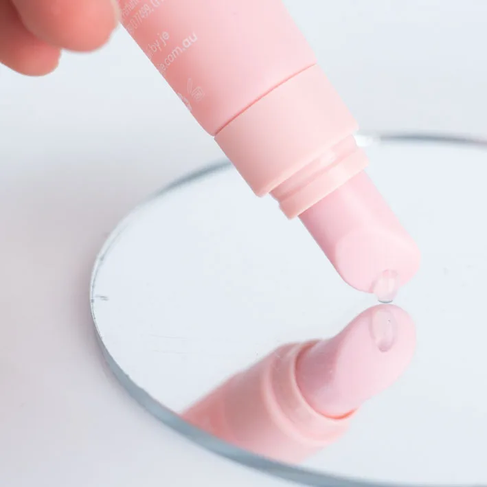 Eco-friendly 17ml Plastic Soft Lip Gloss Squeeze Tubes Soft Pe Tube Packaging Cosmetic Custom Lipstick Tubes Cover Cylinder