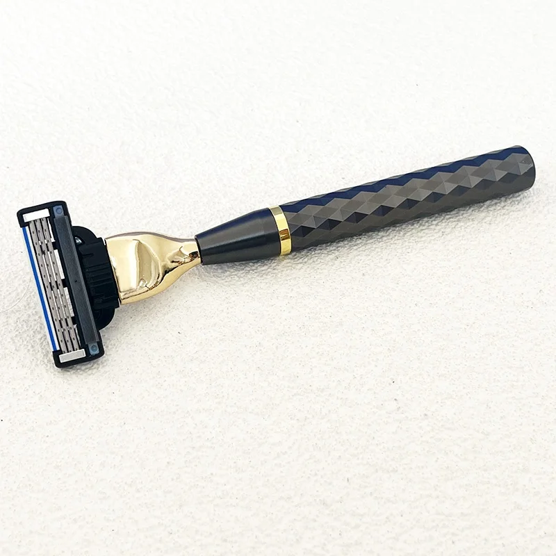 New Design High Quality 3 Blade Safety Razor Compatible With Gillette System Man Triple Shaving Metal Razor