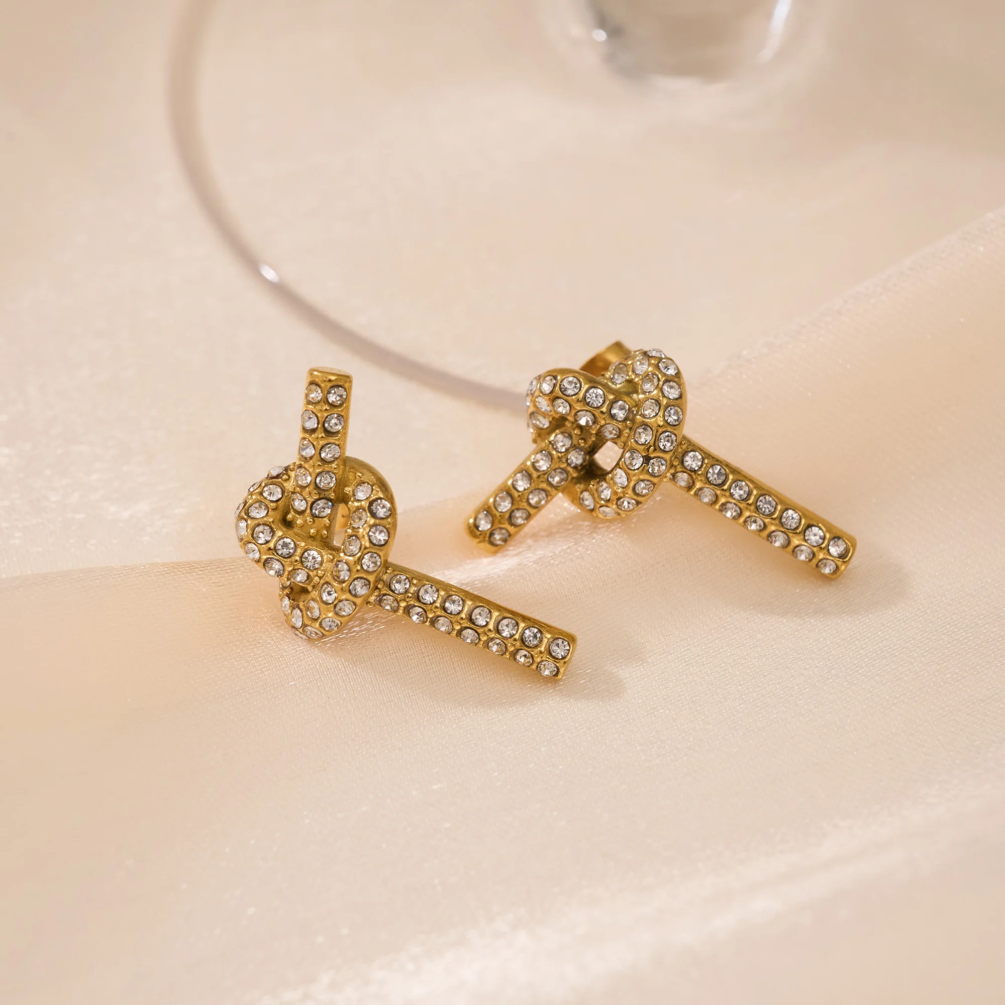 Dazan NEW Winter HOT 18k Gold Plated Hypoallergenic Stainless Steel 3A Zircon Knot Twist Earrings Fashion Show Model Jewelry