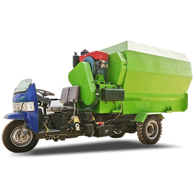 Three wheel cattle farm spreader/ Farm manure spreading machine /Three wheel spread fertilizer truck