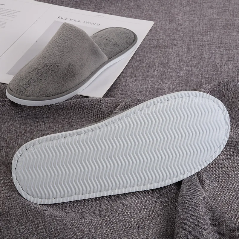 Low Moq Cheap Wholesale Hotel Spa Slippers Coral Fleece Velvet Slippers Cheap Disposable Hotel Slipper
