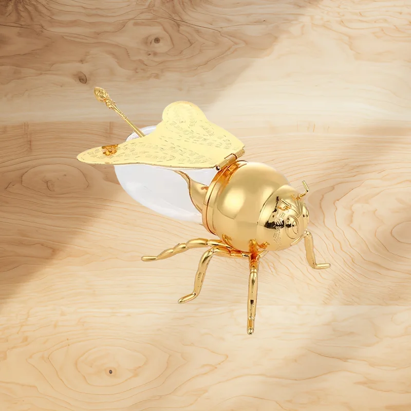 Classics Design Golden Plate Bee shape special tabletop decor honey jar restaurant metal crafts sugar salt sweet pot with spoon