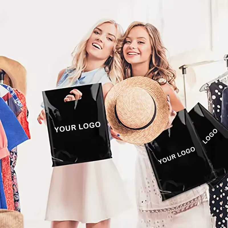 Wholesale Boutique Die Cut Handle Plastic Gift Bag Custom Design Foldable Reusable Merchandise Bag for Clothes