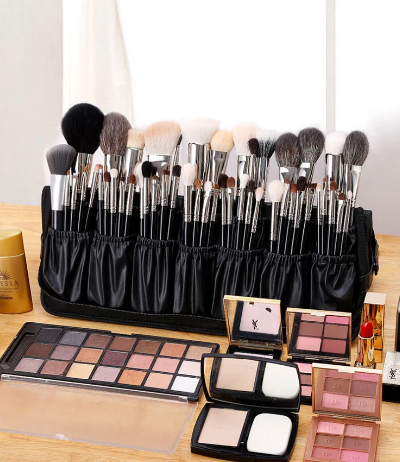 Fashion Women Waterproof Portable Stand Makeup Bag Organizer Waterproof Pu Holographic Cosmetic Makeup Artist Bag 1pc/poly Bag +