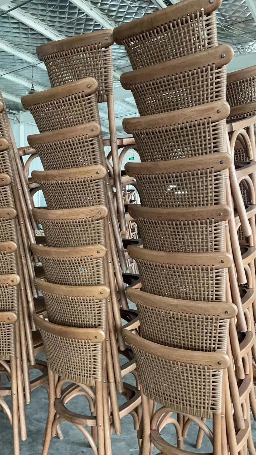 2023 Wedding Banquet Wood Dining Natural Stackable Rattan Chair