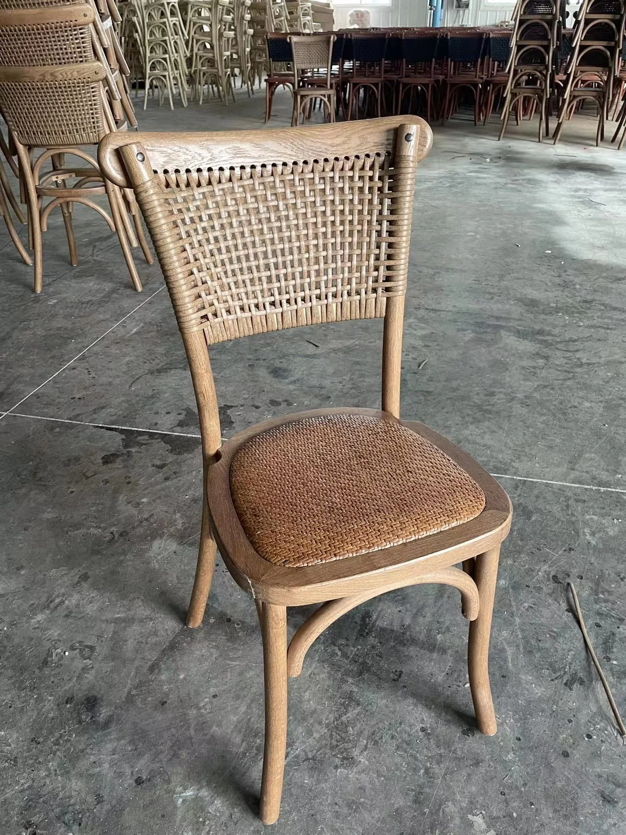 2023 Wedding Banquet Wood Dining Natural Stackable Rattan Chair