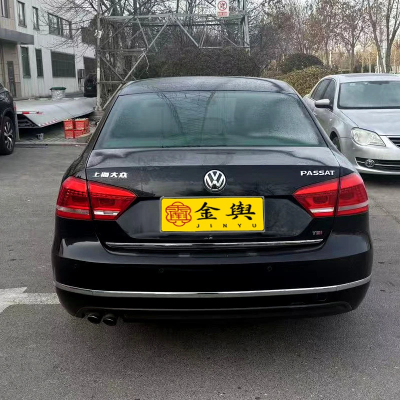 Used Notchback Car For Volkswagen Passat 2013 1.8tsi Dsg Imperial Gasoline Sedan 7 Speed Dual Clutch LHD Cheap Fuel Vehicles