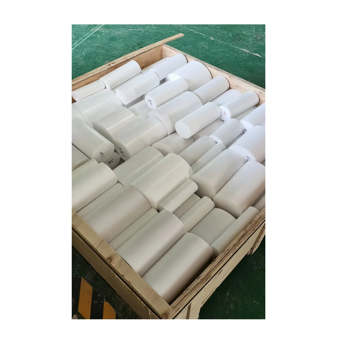 PTFE Plastic Teflon Modified Round Rod PTFE Rod Filled with Carbon Glass Fiber Graphite and Bronze Heat Chemical resistant