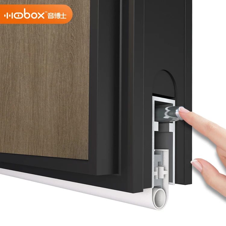 Source factory customizable modern interior swing white water proof solid wood soundproof door for home hotel apartment