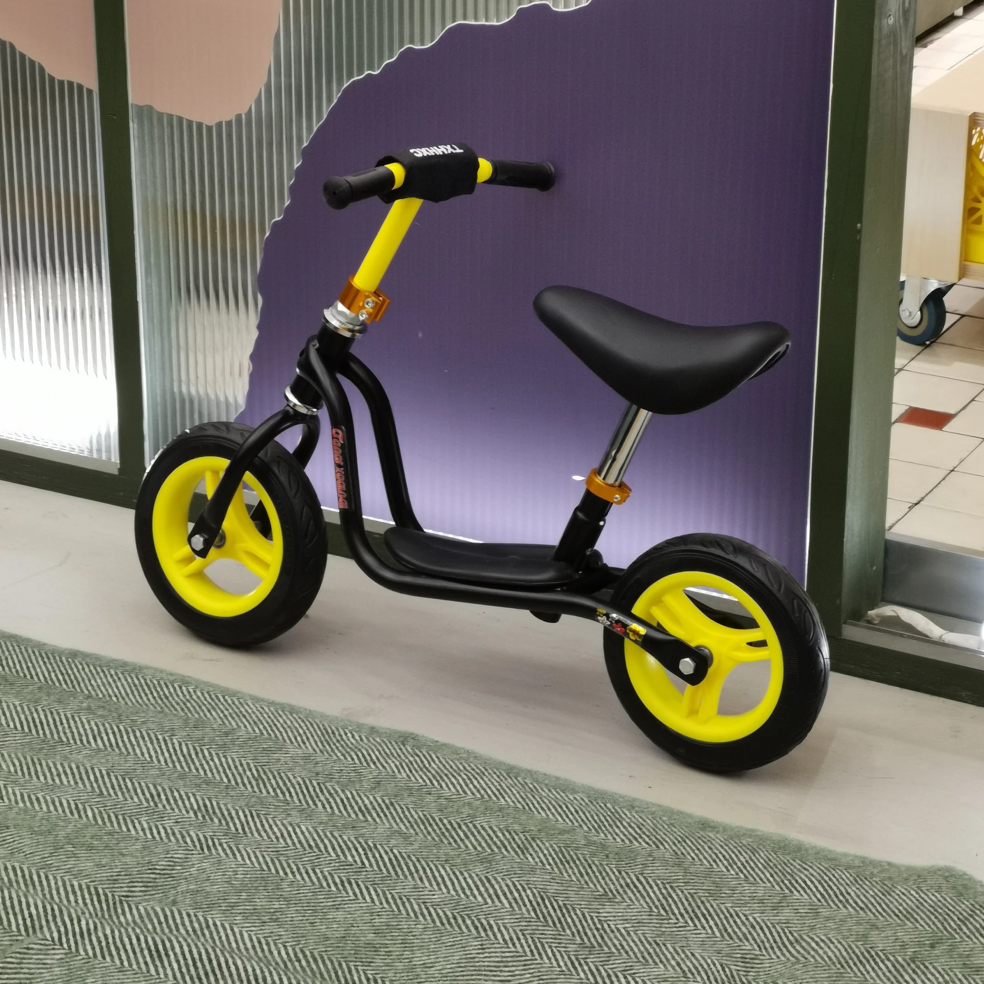 2020 Hot sell  kids 12 inch balance bike / baby first  bike without  pedal / good quality child bicycle