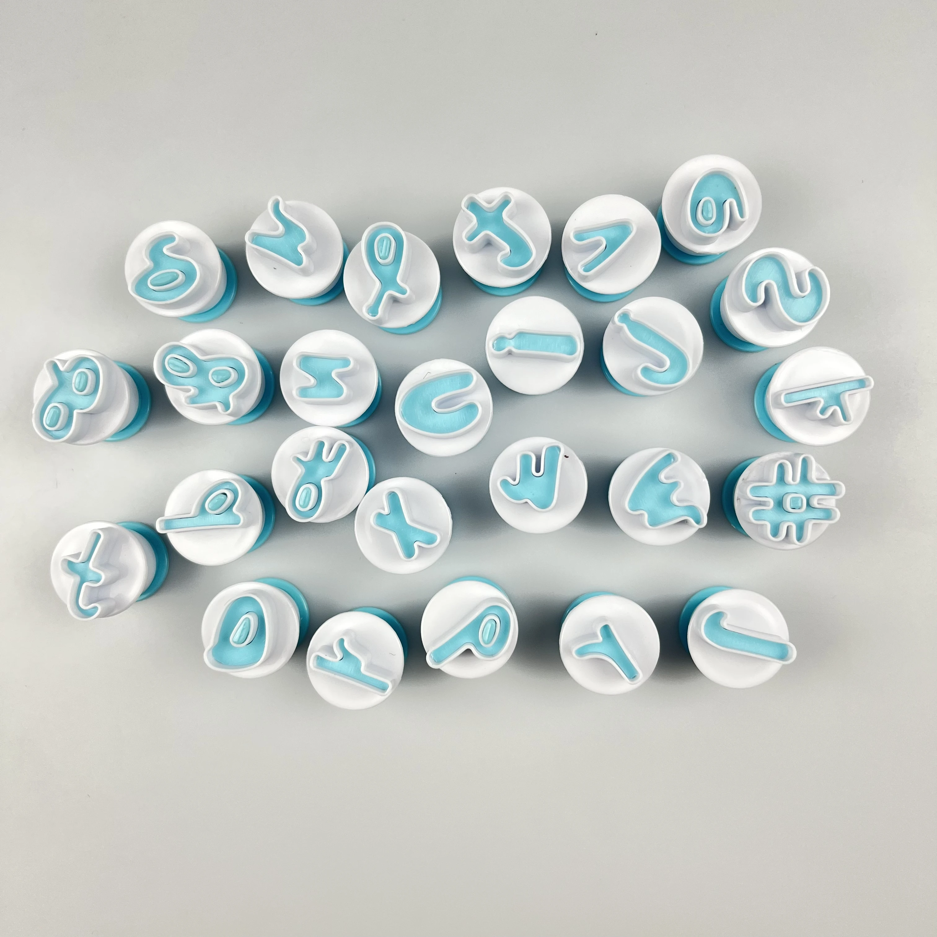 OEM Hot Sale 26PCS ABS Easy Push Script Fondant Alphadet Plunger Cutters Cookie Cutters
