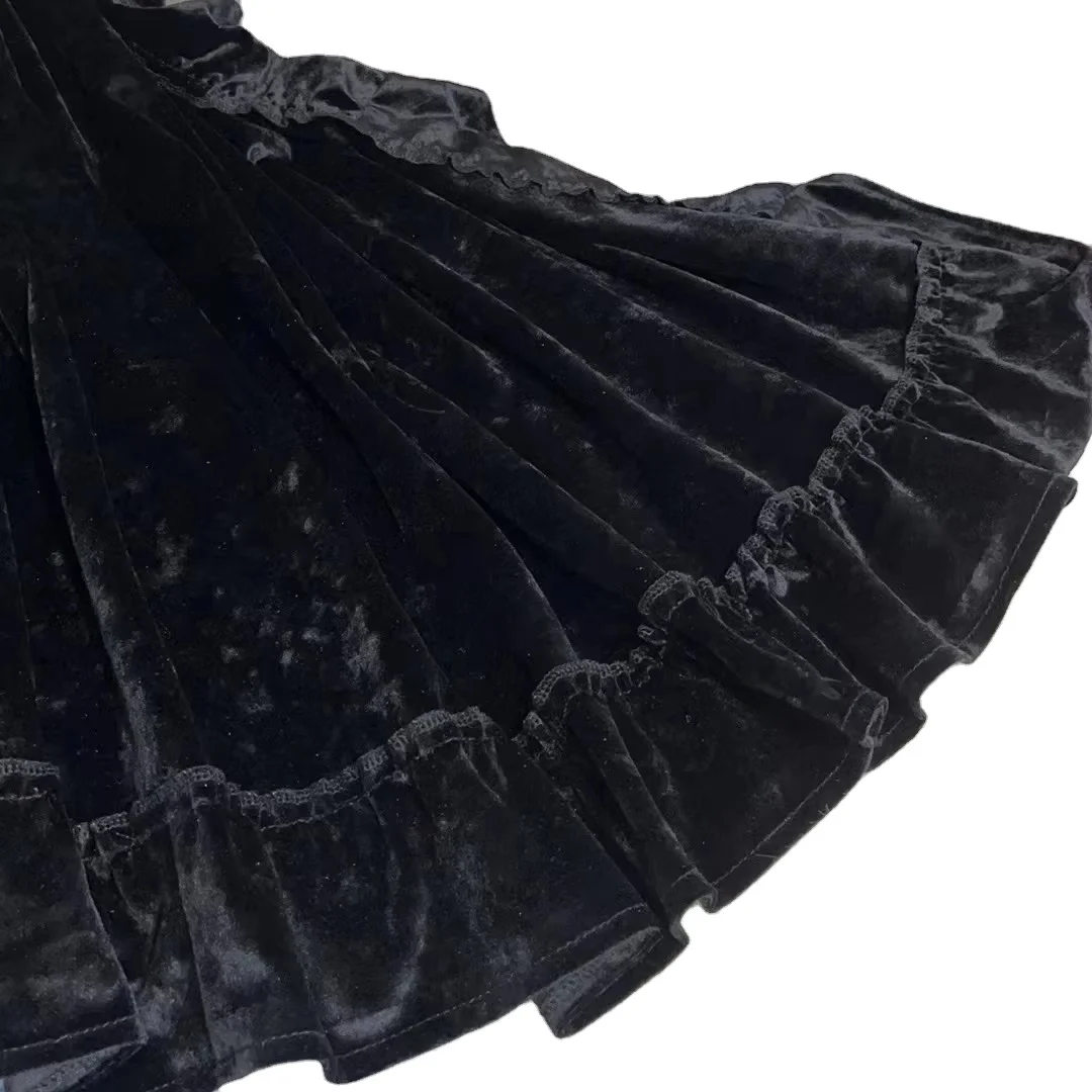 The latest black Blanket feature a satin-like smoothness and suppleness