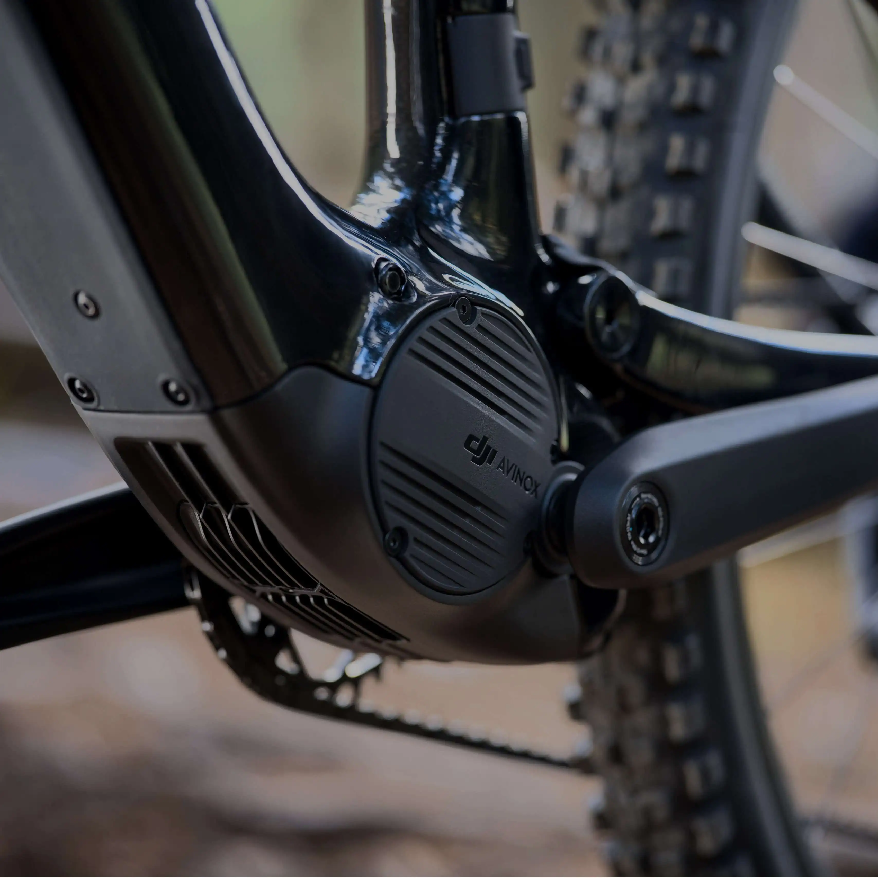 DJI Amflow PL Carbon E-Mountain Bike With DJI Avinox Drive System Built-in LED Control Display Amflow PL Full Suspension Ebike
